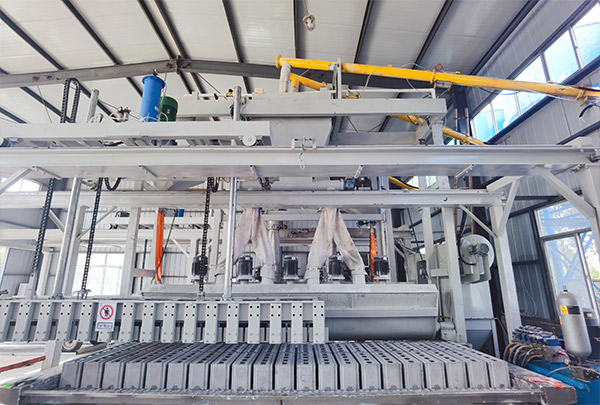 石膏砌块机选购时需要关注的重要因素